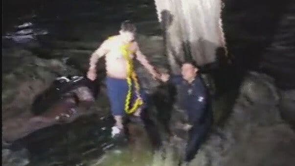 Salvan a 20 Personas del Río La Silla Durante Lluvias