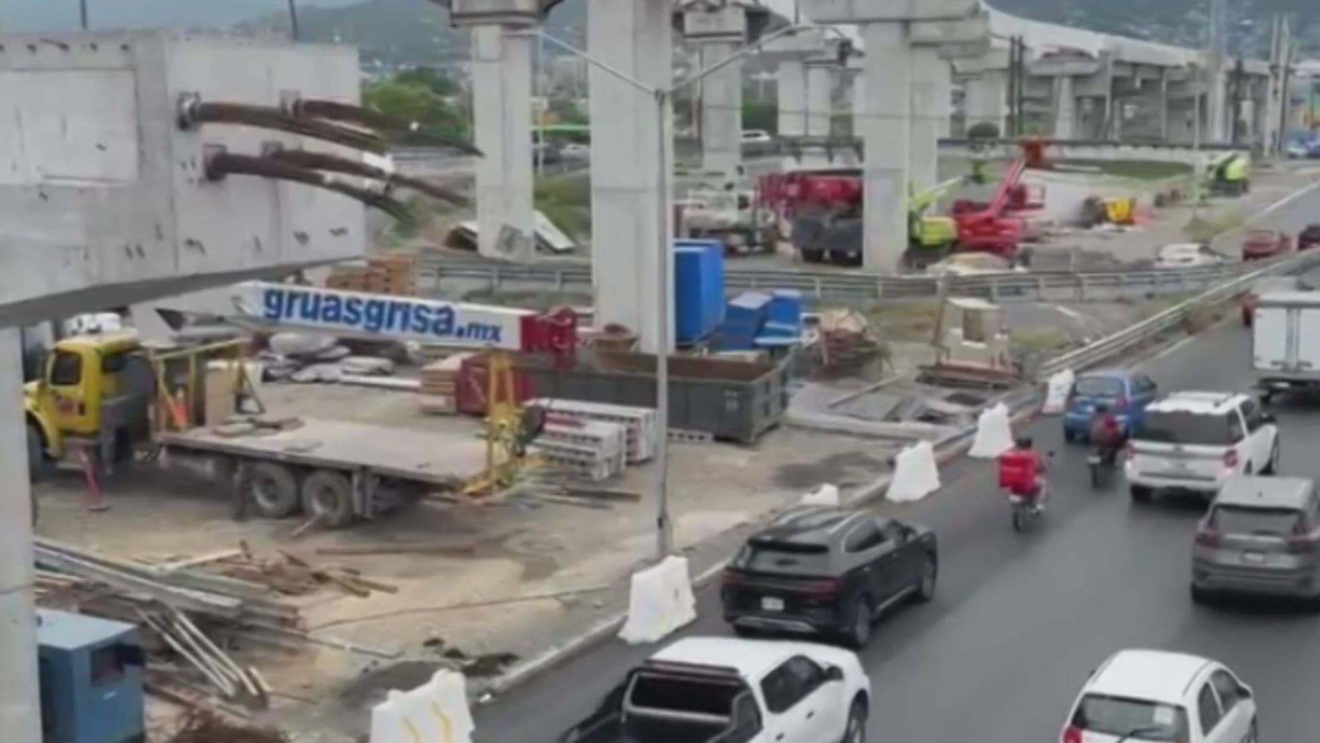 Paran Obras de la Línea 4 del Metro de Monterrey en Avenida Constitución
