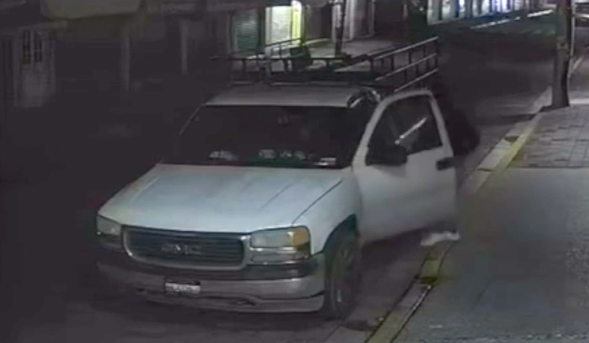 Video Momento Robo Camioneta en Centro de Tecamachalco Puebla