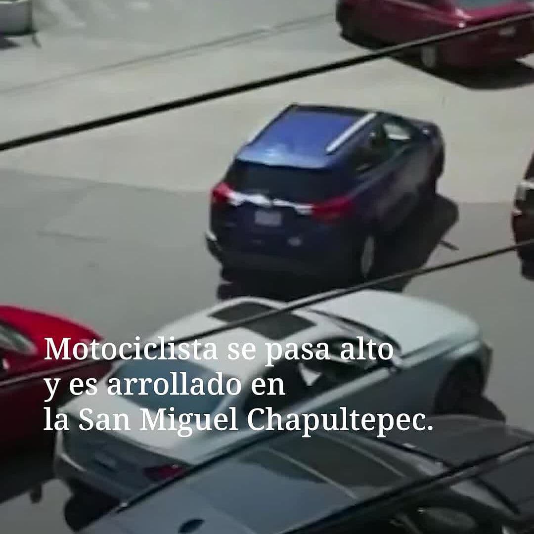Motociclista se Pasa Alto y es Arrollado