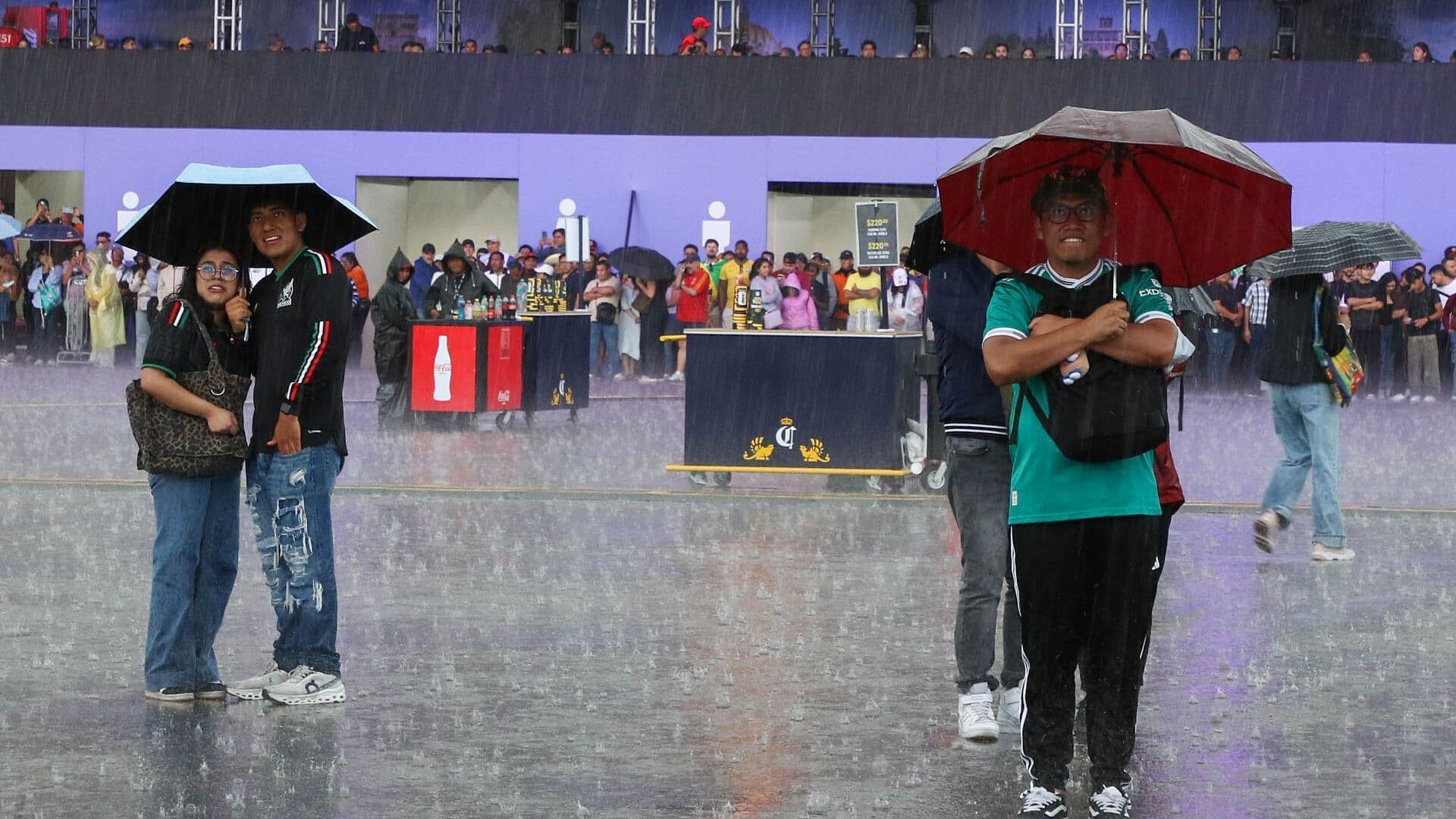 Cierran Fan Fest en Monterrey y CDMX por Fuertes Lluvias Este Lunes