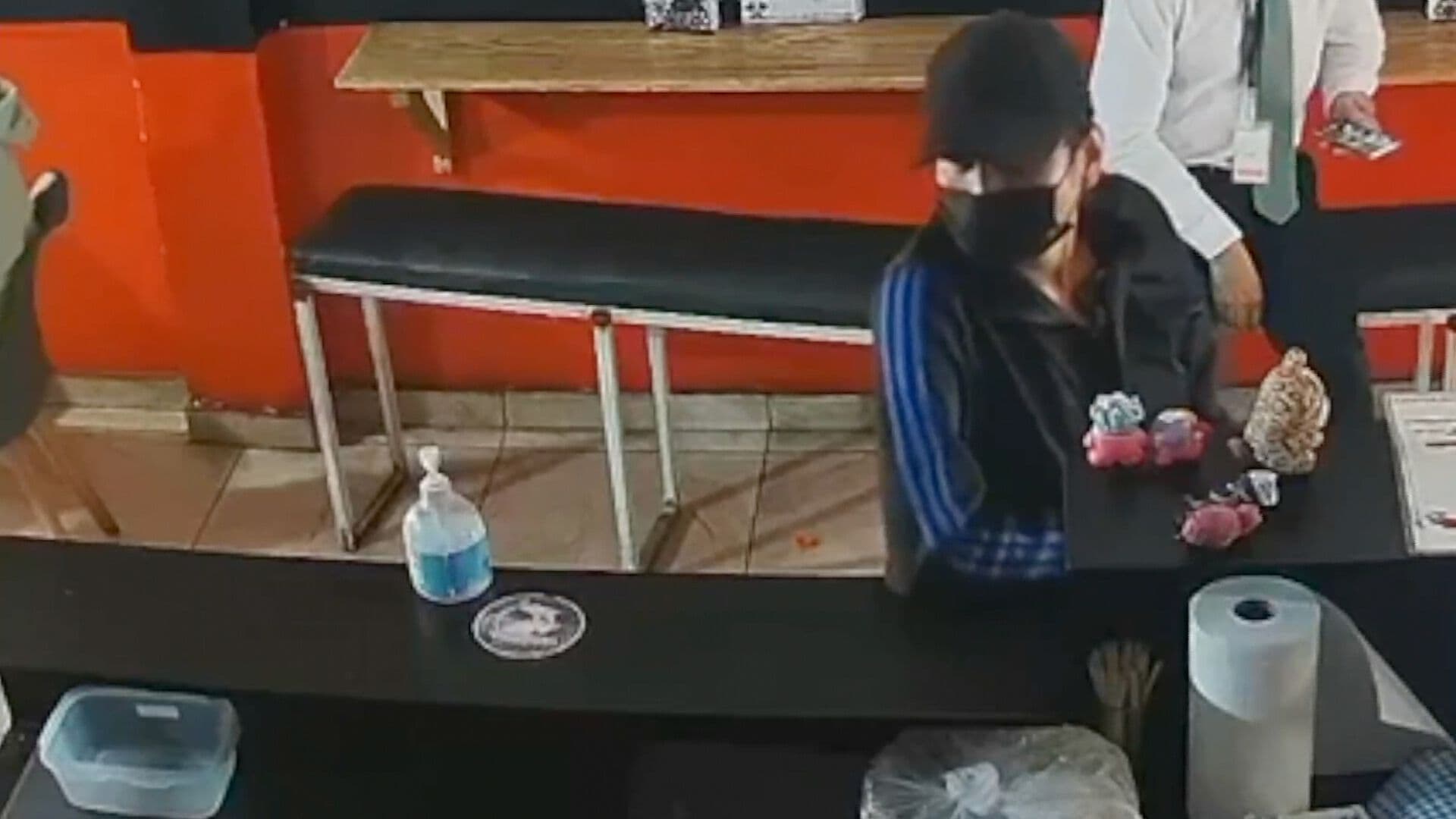 Robo Ladrón Teléfono Celular Negocio Colonia Centro San Martín Texmelucan Puebla