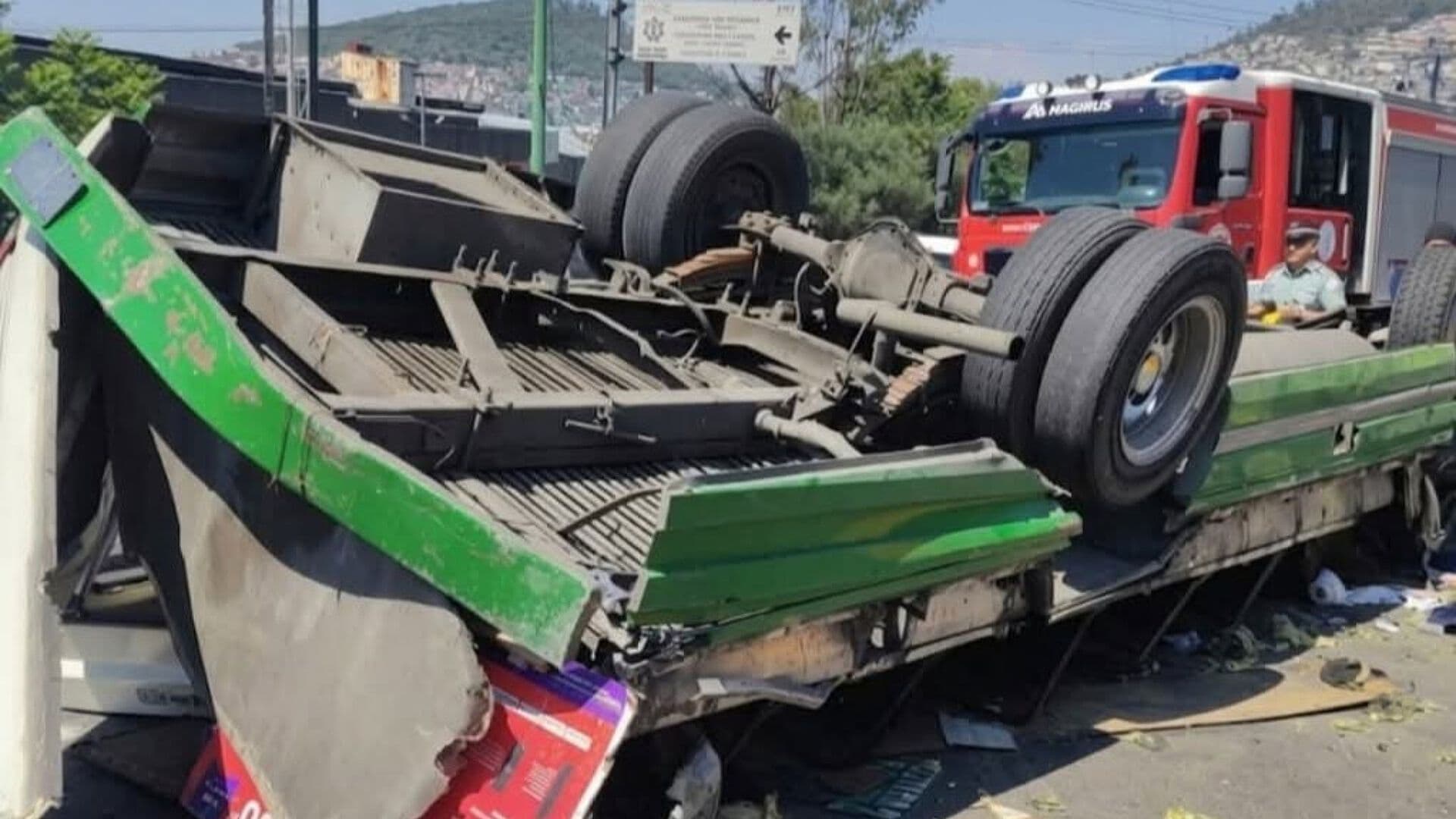 Choque entre Unidades de Transporte Público en la México-Pachuca Deja al Menos 15 Lesionados