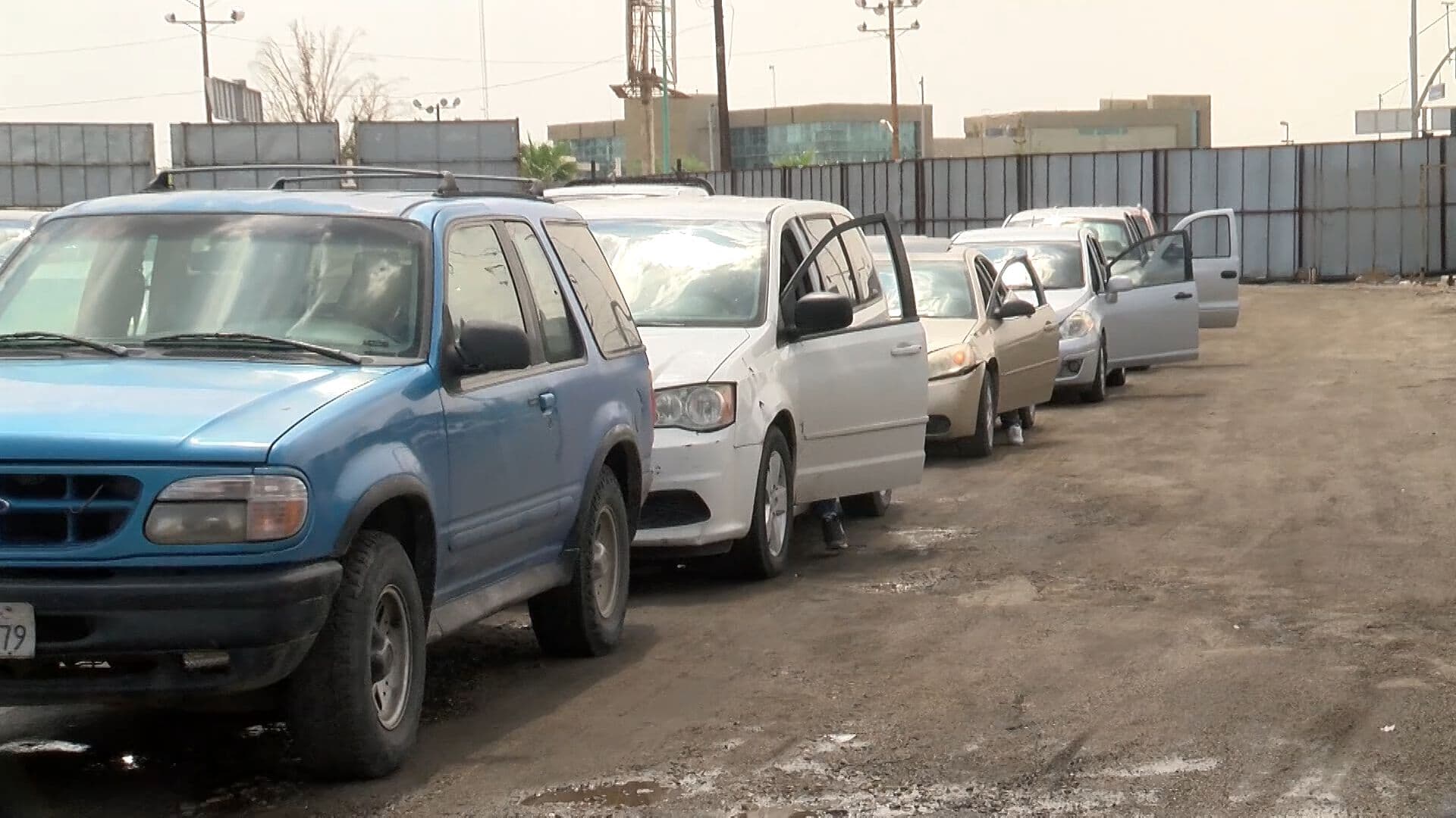 Más de 7 Mil Conductores Siguen Sin Placas Tras Regularizar Autos en Baja California