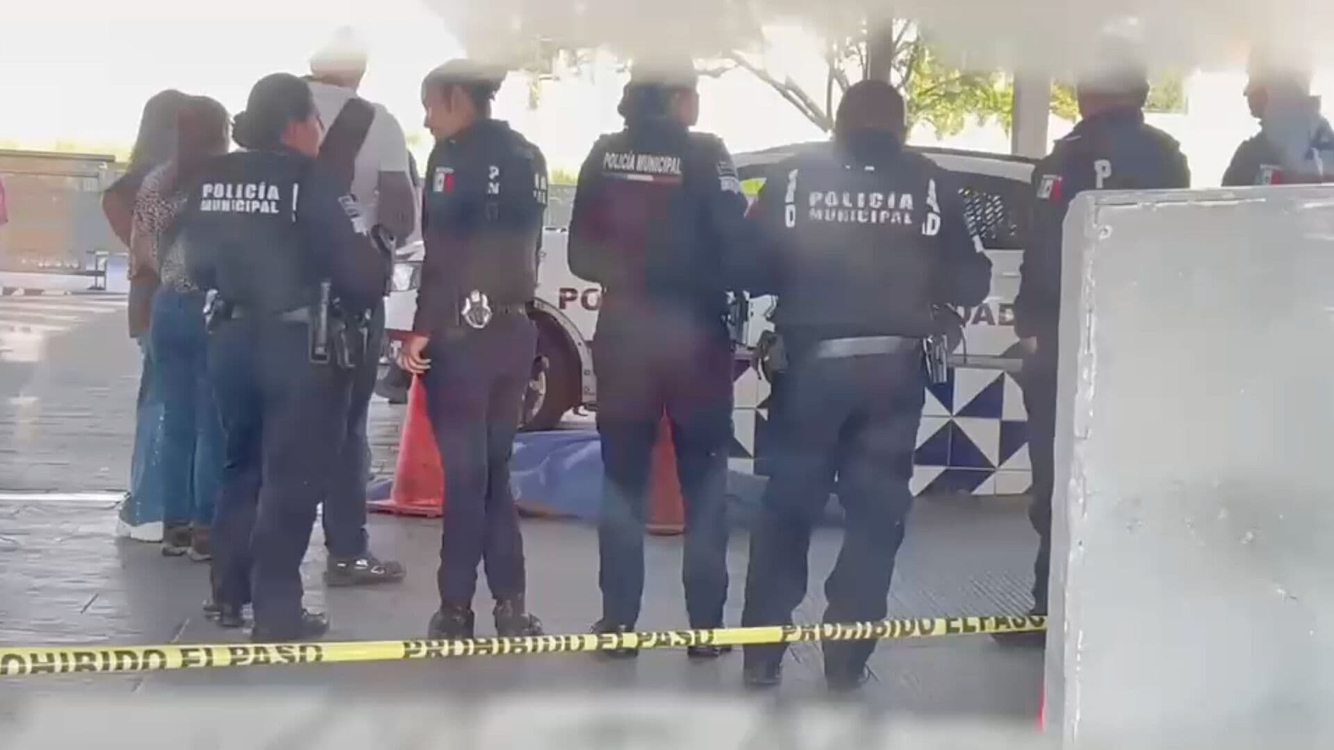 Hombre Muerto Estación Metrobús Línea 2 RUTA Avenida Margaritas 11 Sur Puebla