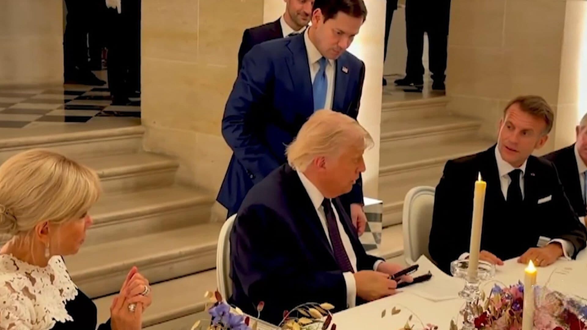 Presidente Trump Firma en Francia el Memorándum de Entendimiento con Irán