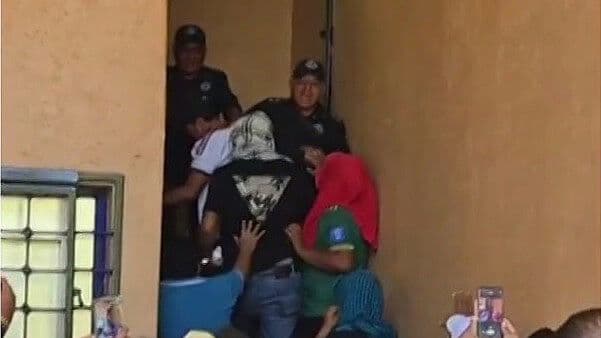 CETEG y CNTE Toman Oficinas de Protur en Acapulco; Encaran a Policías