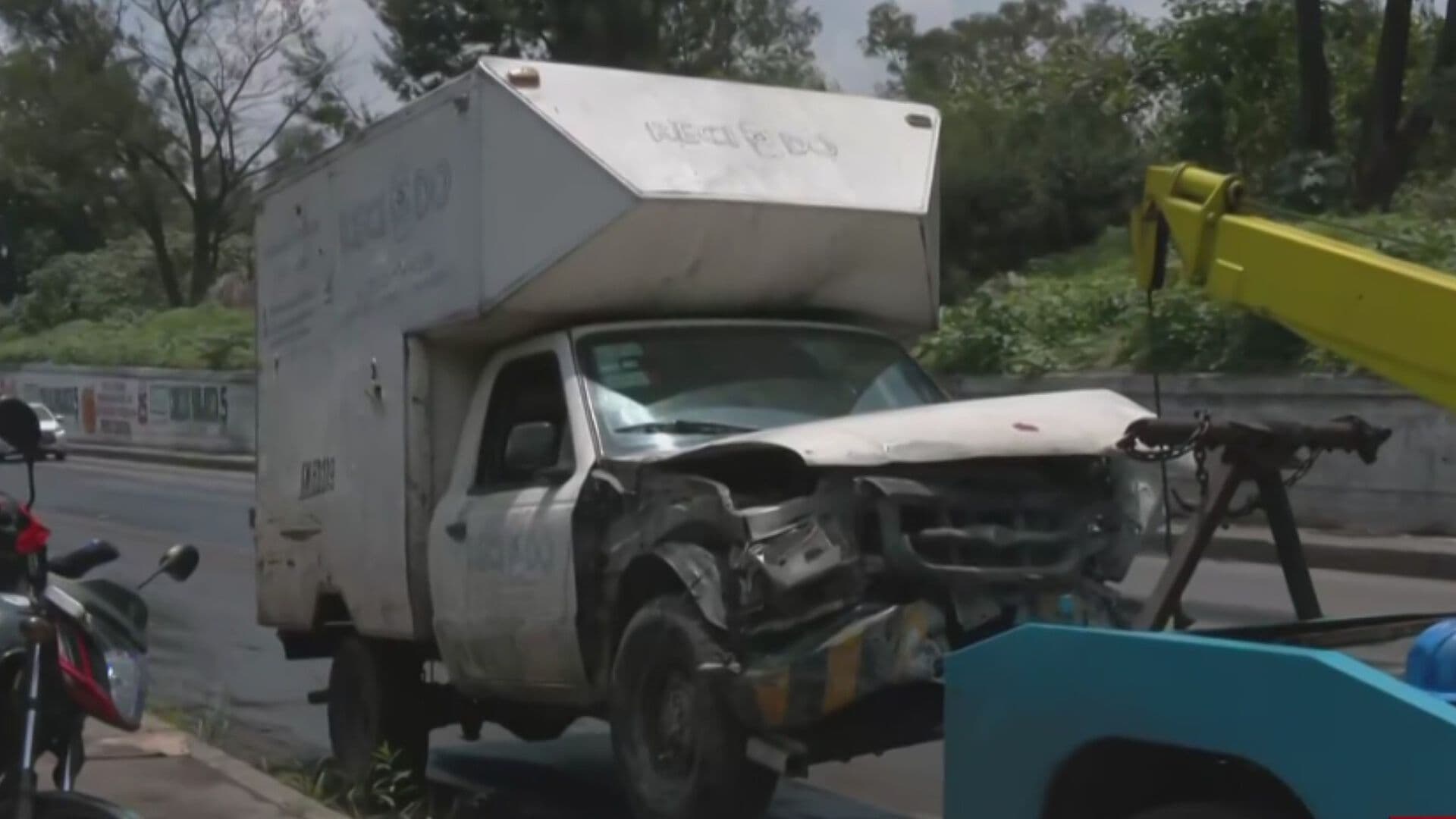 Reabren Circulación en Avenida Acueducto de Guadalupe tras Volcadura en la GAM