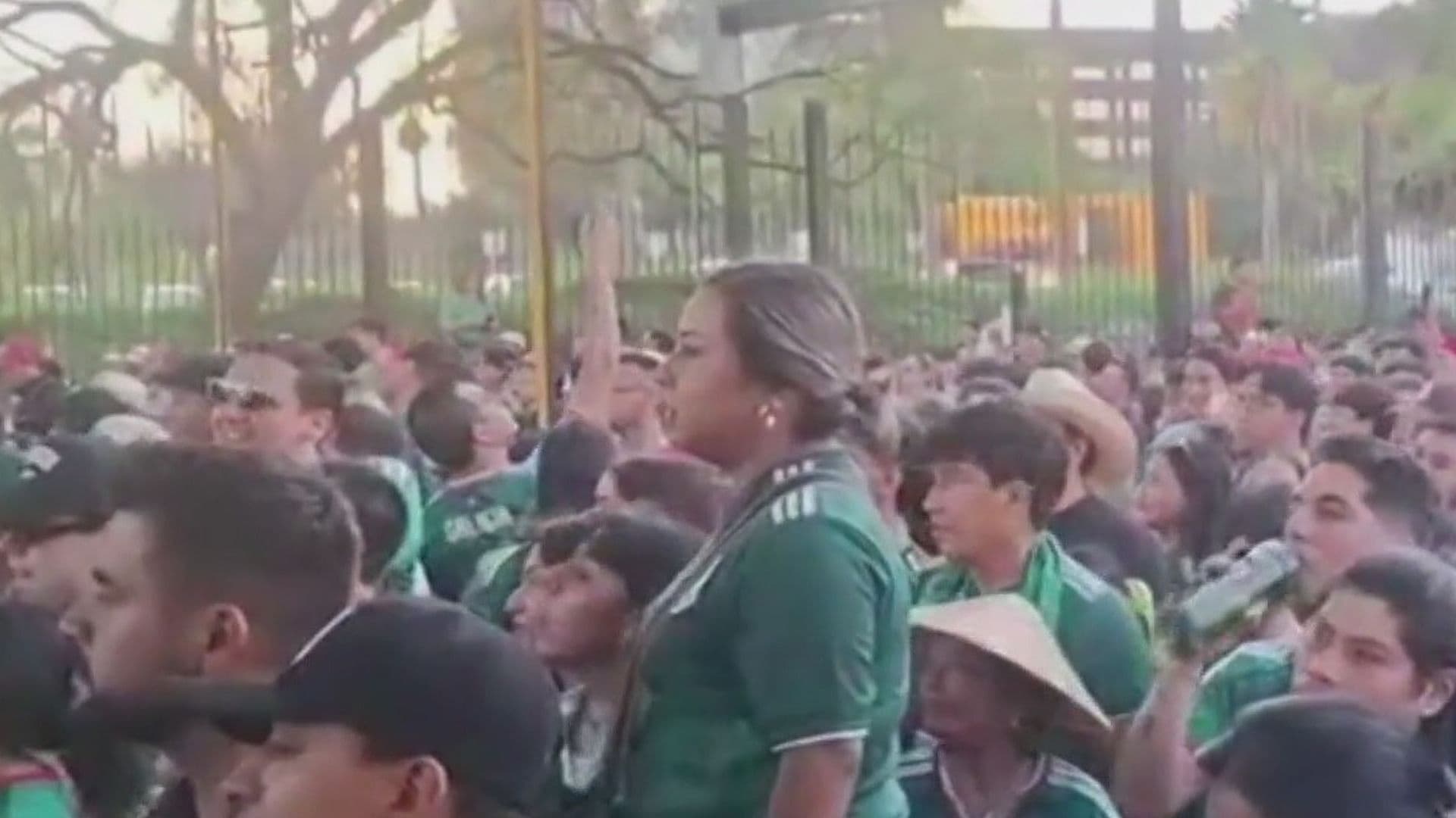 Cierran Puertas de Fan Fest en Fundidora; No hay Cupo para Más Personas