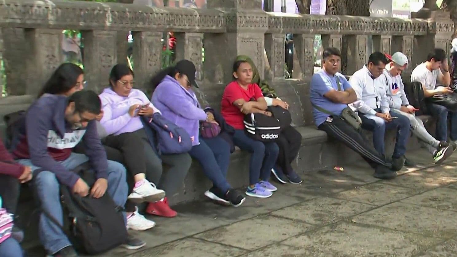 CNTE se Concentra en Reforma para Iniciar Marcha a Segob