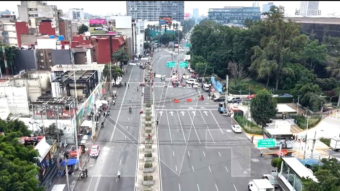 Así se Ve Desde el Aire el Bloqueo de la CNTE en Avenida Universidad: Alternativa Vial