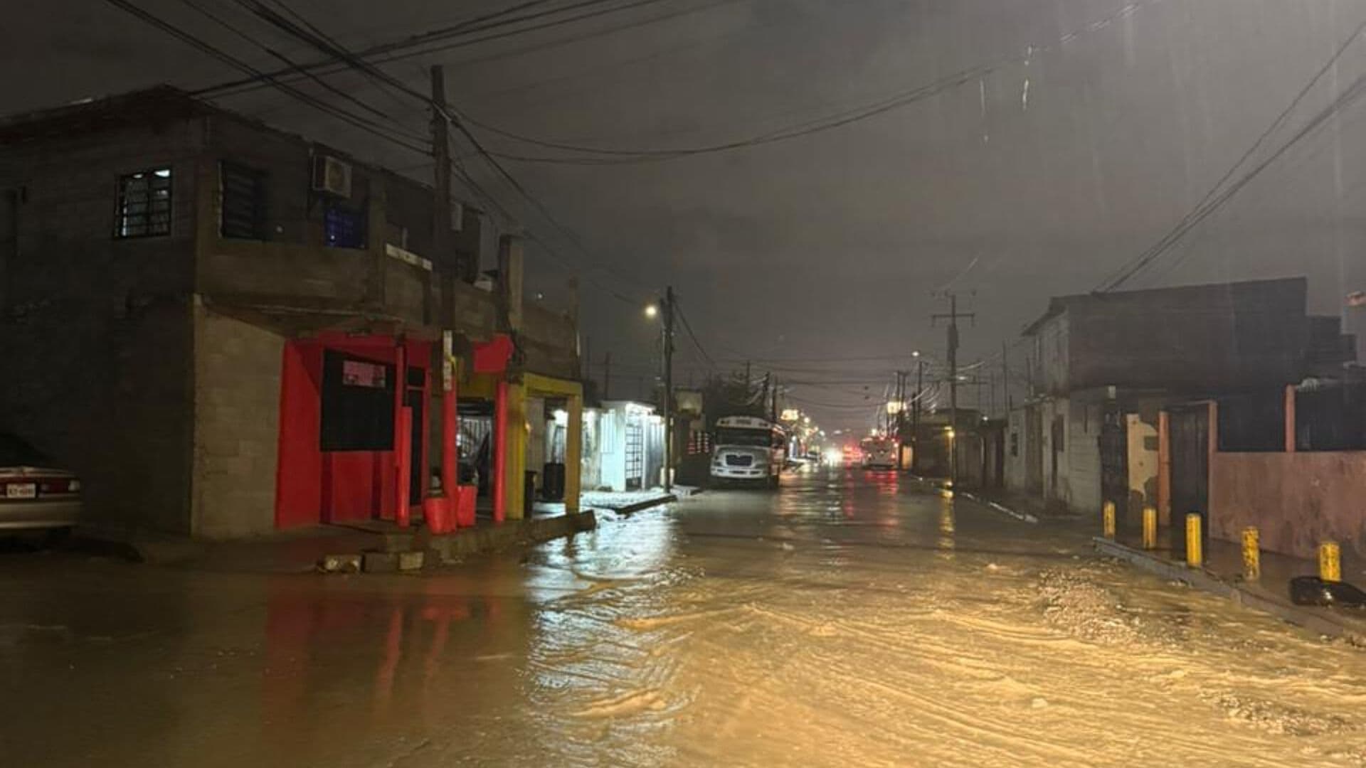 Mantiene Protección Civil Alerta Amarilla por Lluvias y Tolvaneras en Ciudad Juárez