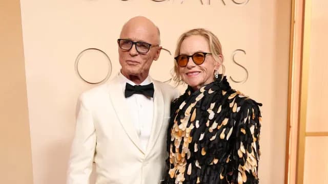 Amy Madigan alfombra roja