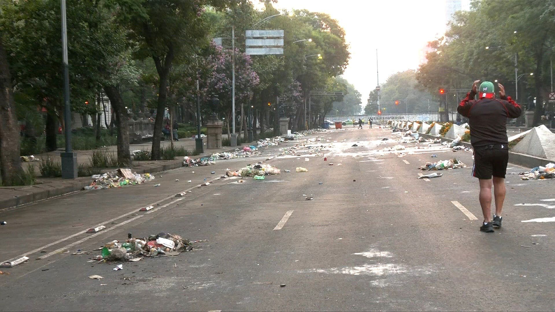 El Día Después del Festejo por Victoria de la Selección: Recogen 40 Toneladas de Basura en CDMX