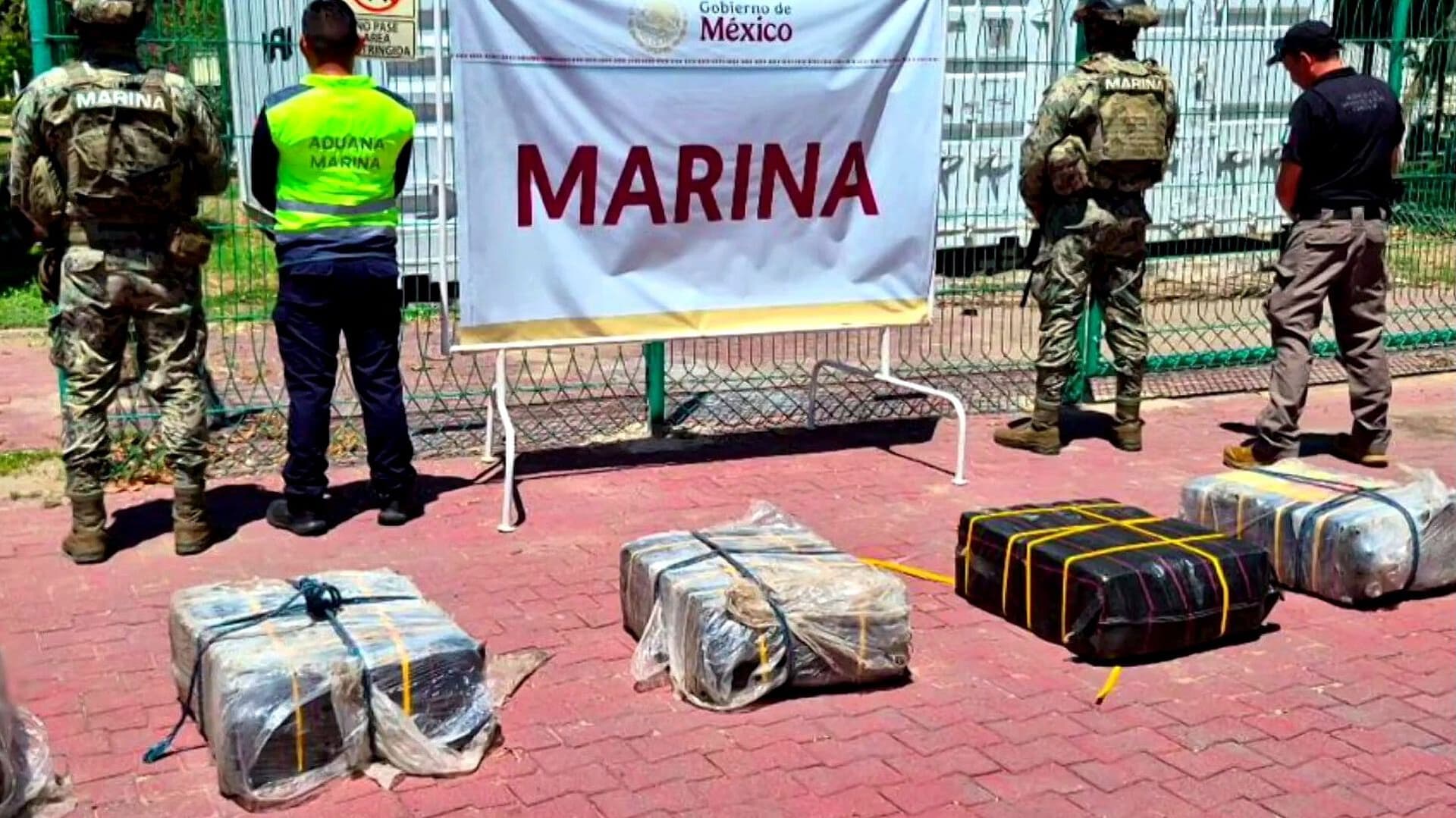 Marina Asegura 270 Kilos de Cocaína en Puerto de Manzanillo, Colima