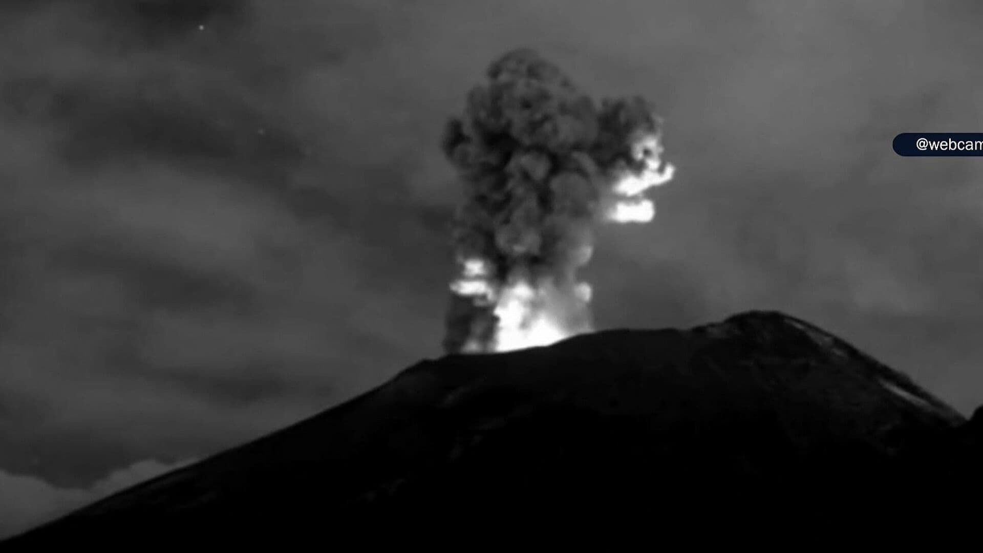 Volcán Popocatépetl Registró 59 Exhalaciones y Emisión de Ceniza en Últimas 24 Horas