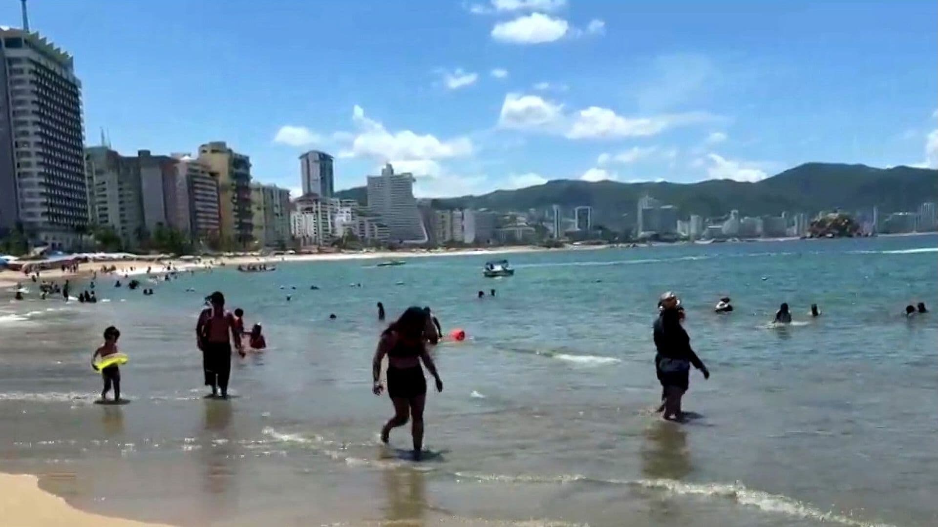 Festejos Por Día del Padre Llenan de Ambiente Familiar a Acapulco, Guerrero