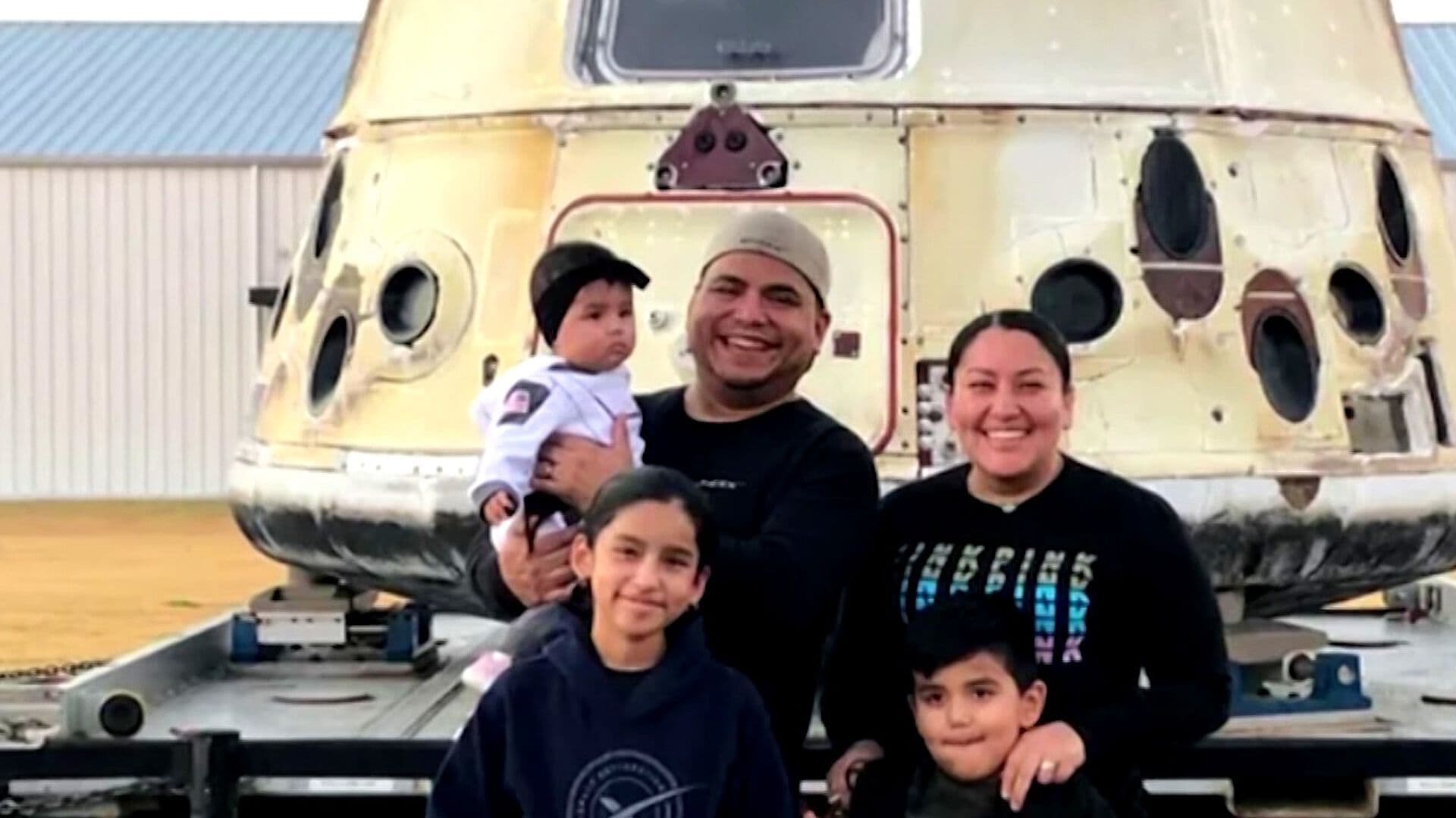 Migrante Mexicano Se Vuelve Millonario Tras Trabajar en SpaceX en Texas
