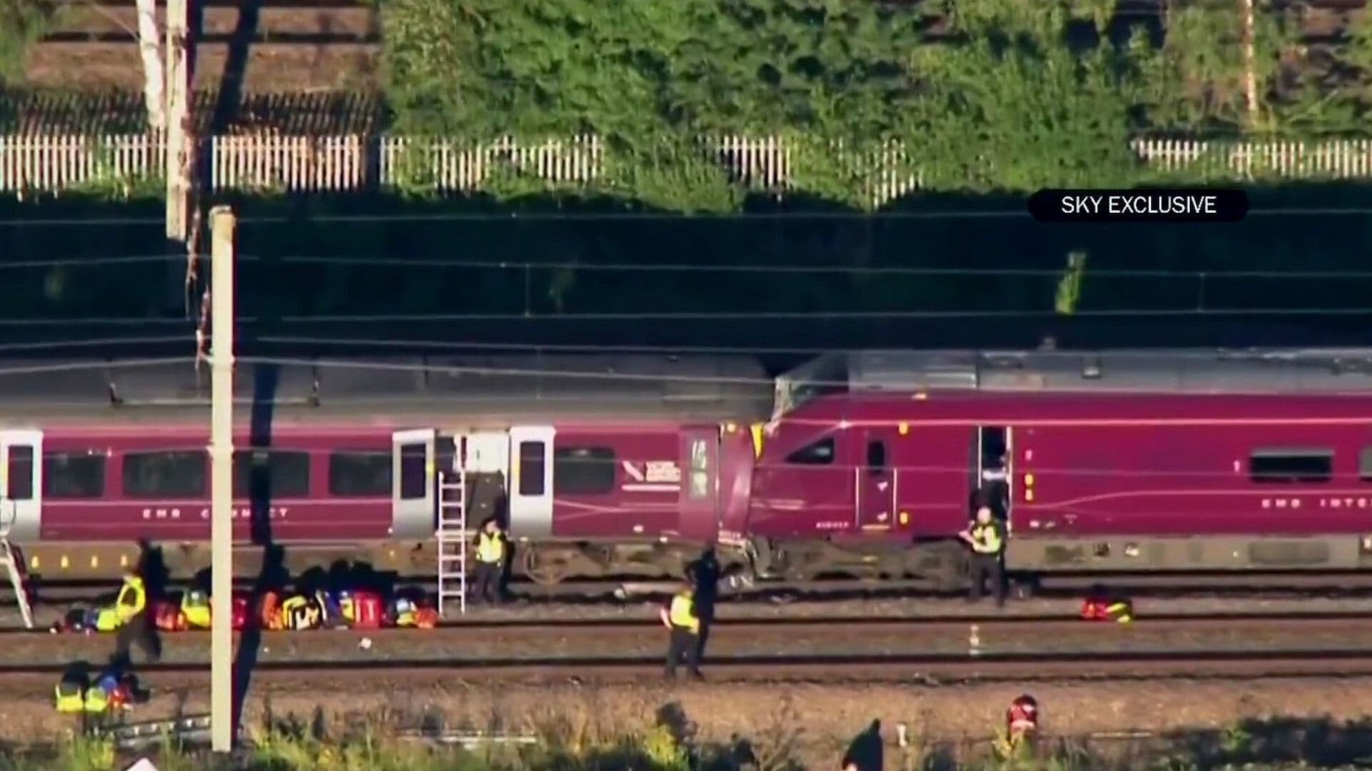 Autoridades de Londres Investigaron Colisión de Dos Trenes en Bedfordshire, Inglaterra