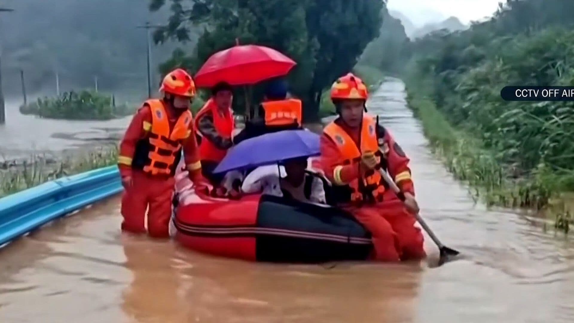 Inundaciones en China Dejan Comercios y Hospitales Afectados en Guangxi y Guizhou