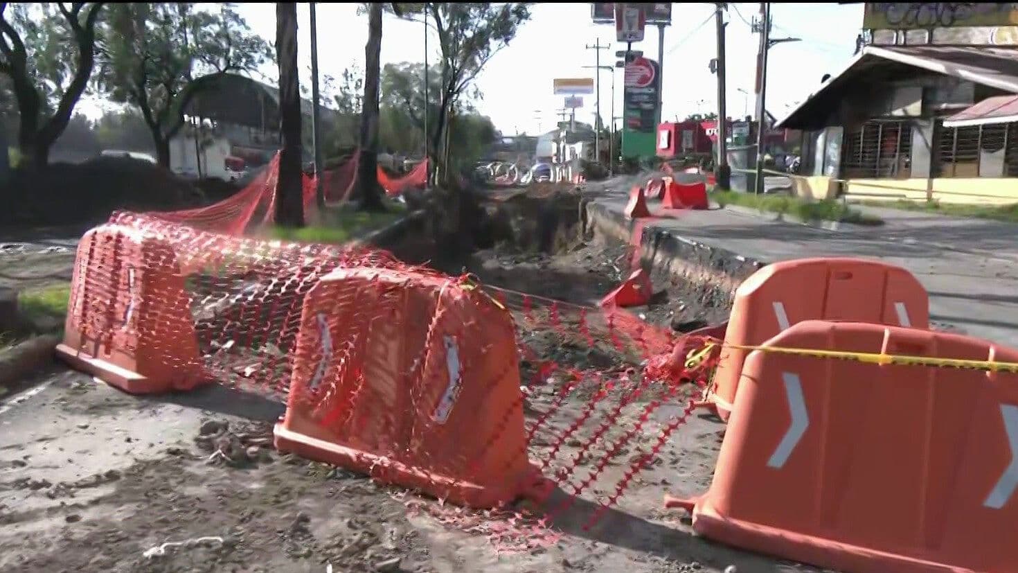 Cierran Lateral de Calzada Zaragoza en Iztapalapa; Este es el Motivo