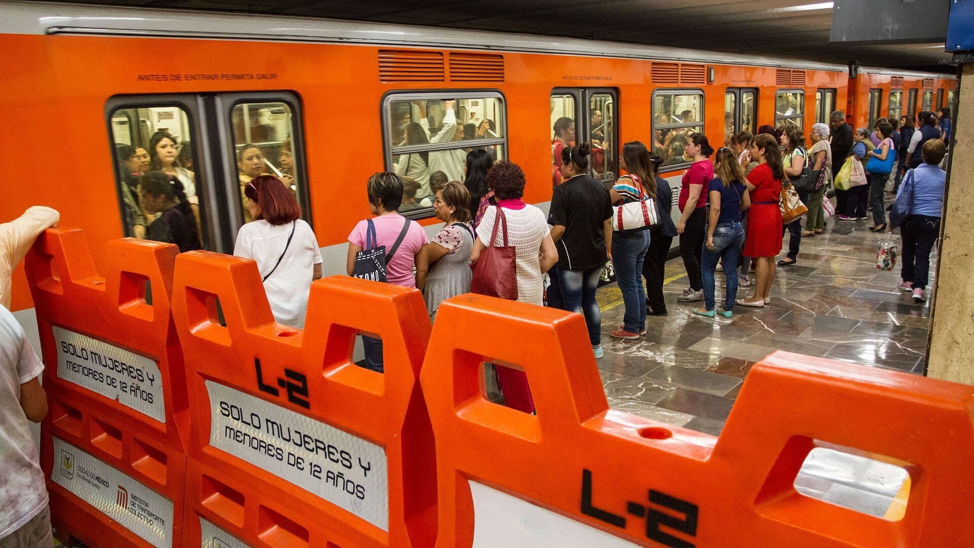 México vs Chequia: Metro de la CDMX Amplia Horario por Partido
