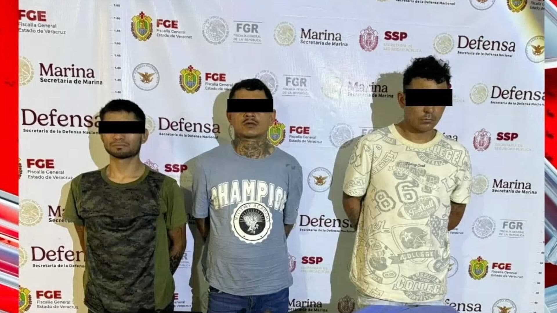 Autoridades Detienen a Tres Presuntos Delincuentes Durante Revisión en Minatitlán