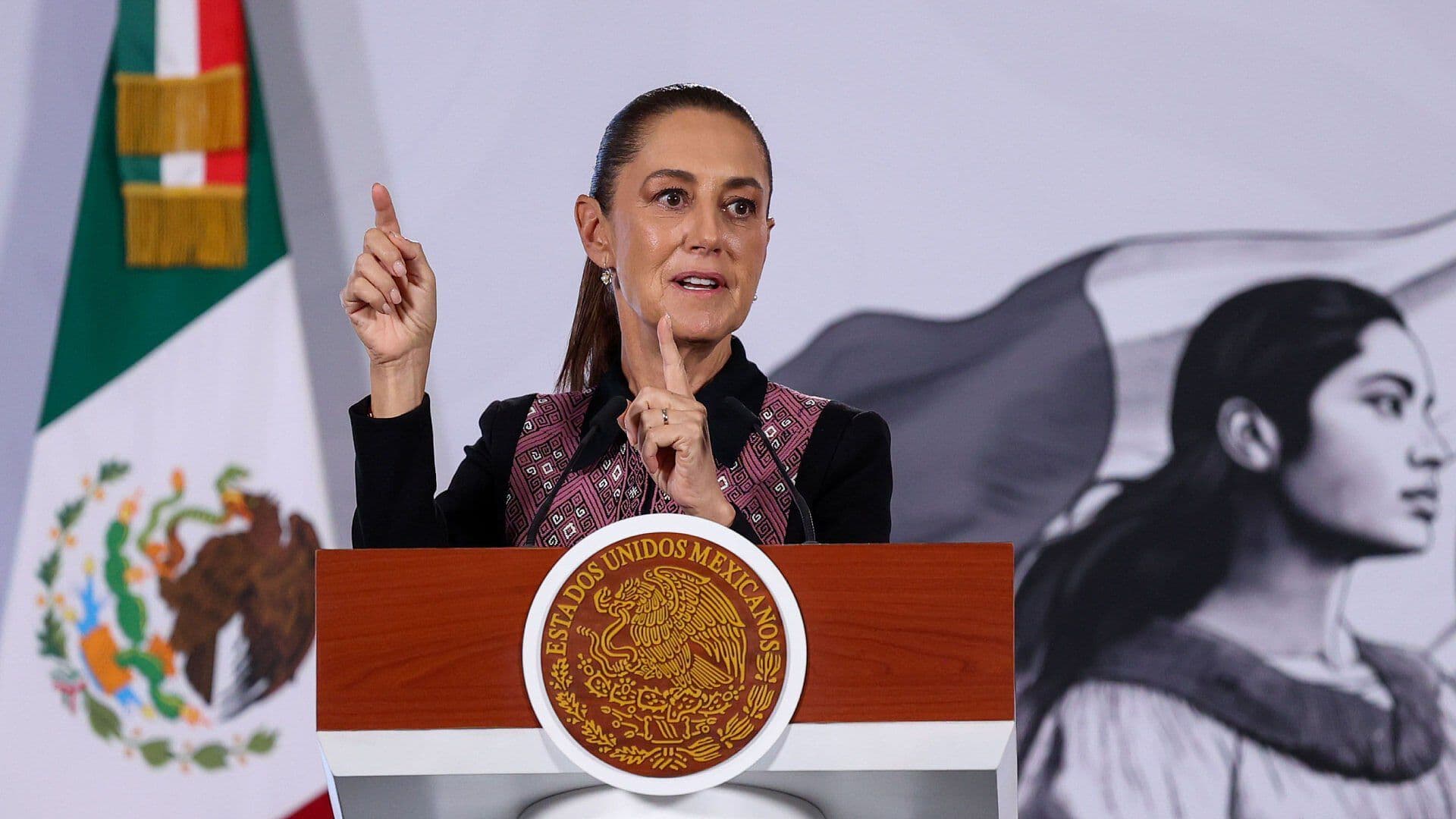 Sheinbaum Responde a Críticas por Recibir a Pato Merlín: “Recibo a Muchas Madres Buscadoras”