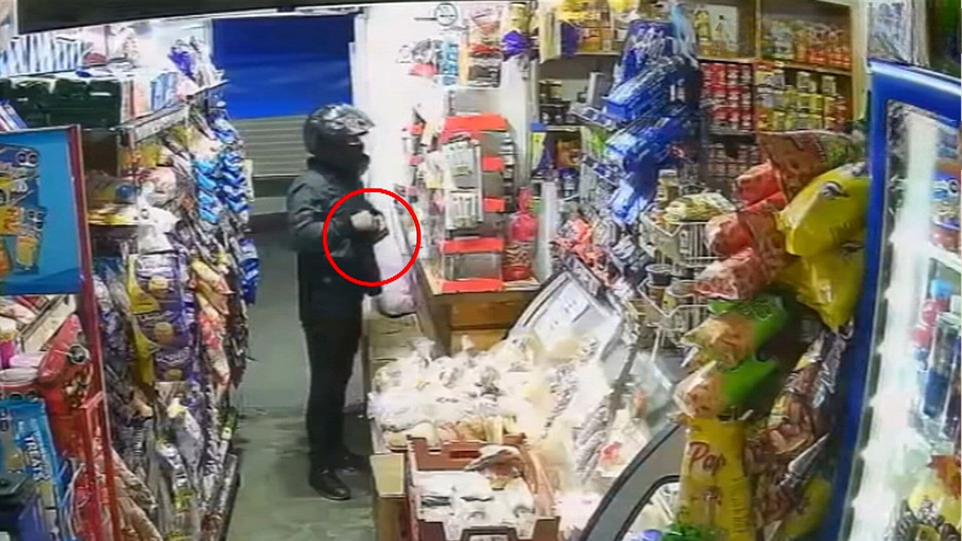 Cámara de Vigilancia Capta Violento Asalto a Tienda de Abarrotes en Jiutepec, Morelos