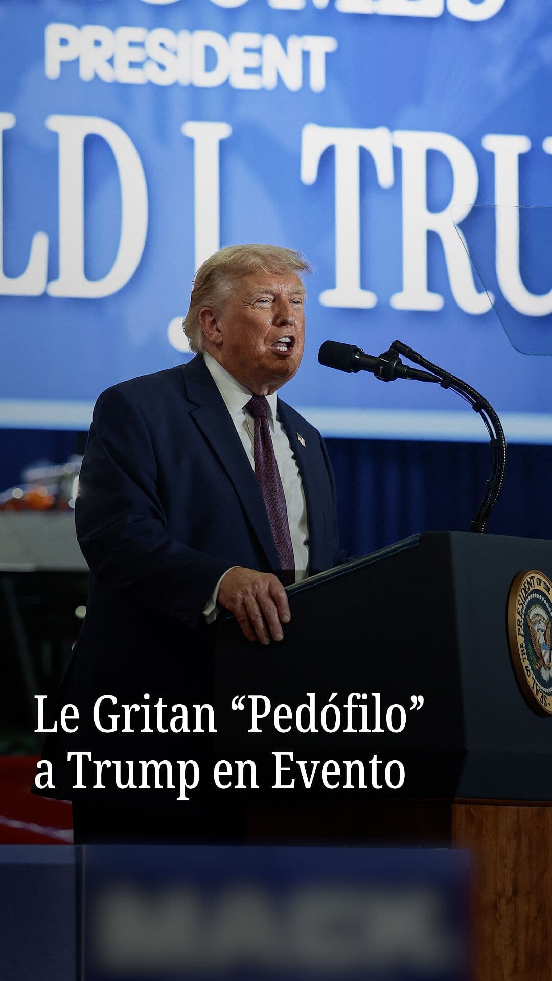 Le Gritan “Pedófilo” a Trump en Evento