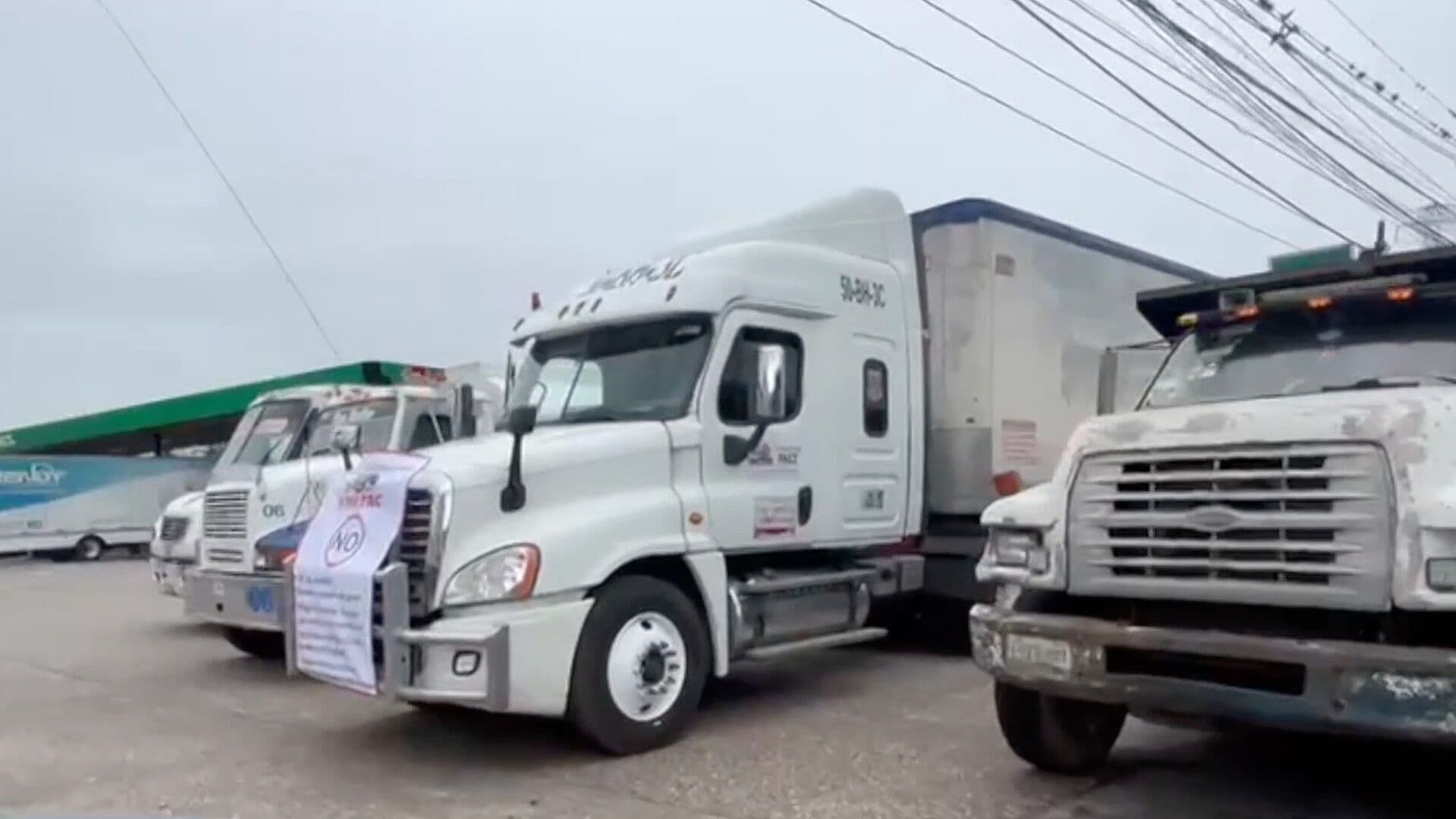 Transportistas de AMOTAC Realizan Manifestación Pacífica en Córdoba Veracruz