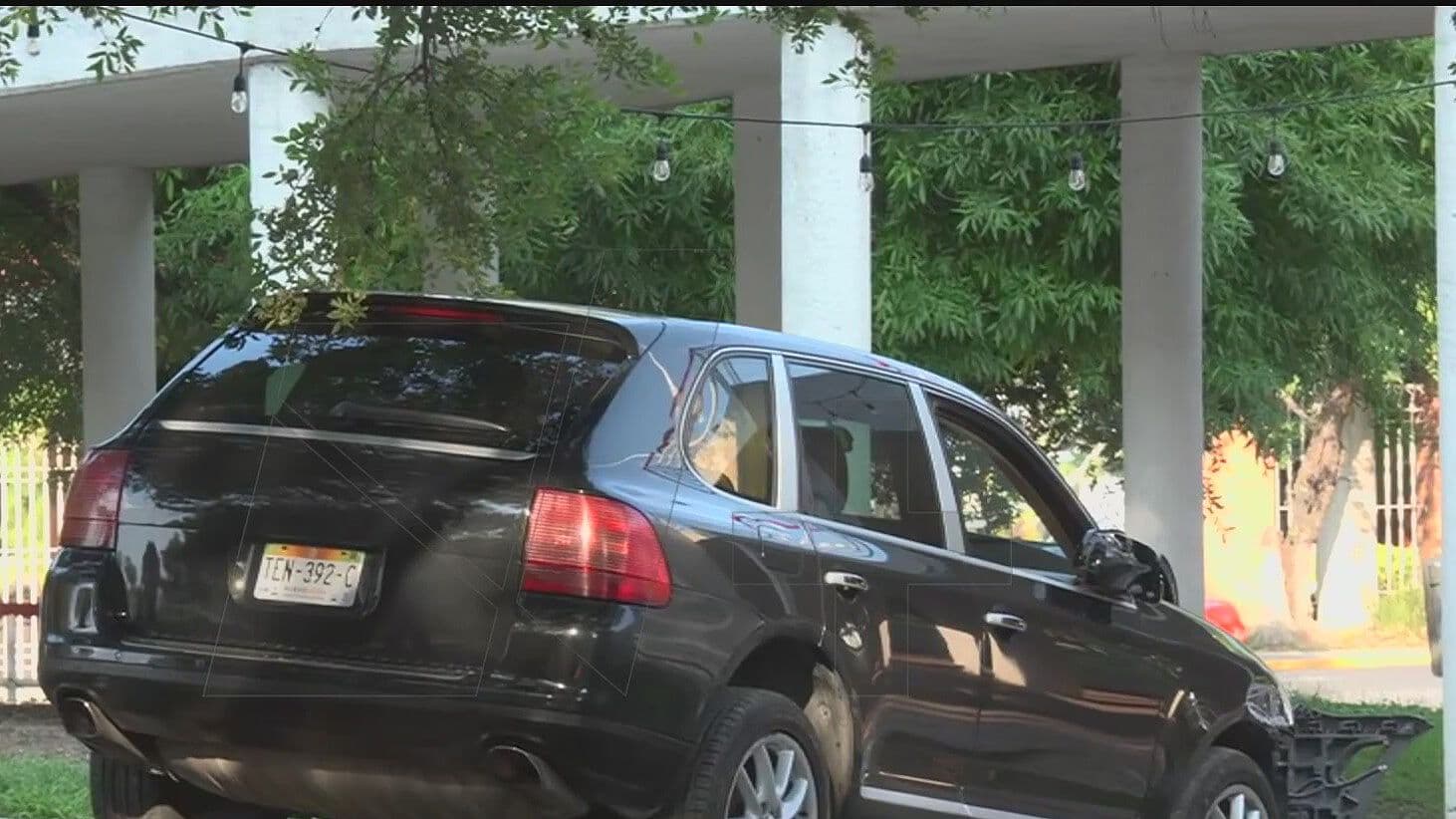 Pierde Mujer Control de Vehículo y Choca en San Pedro