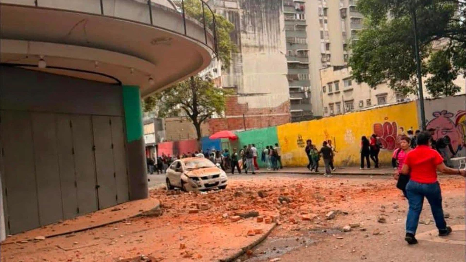 Terror por Sismo en Venezuela: Así Corren y Se Tiran al Suelo en Calles