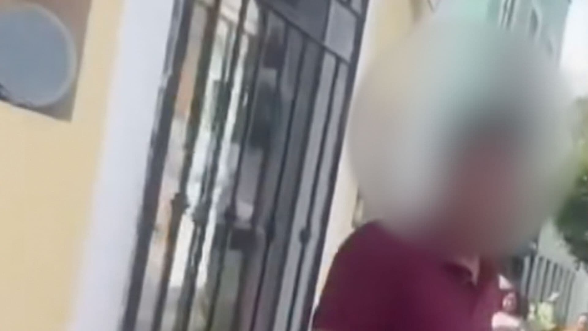 Video Acosador Mete Mano Bajo Falda de Mujer en Tlaxcala
