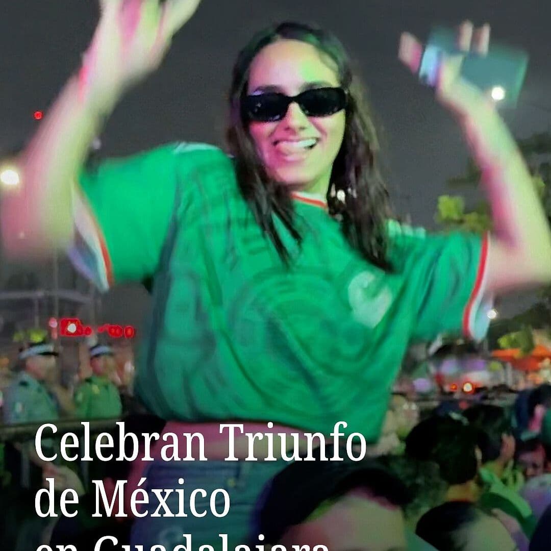 Afición Mexicana Celebra Triunfo en La Minerva