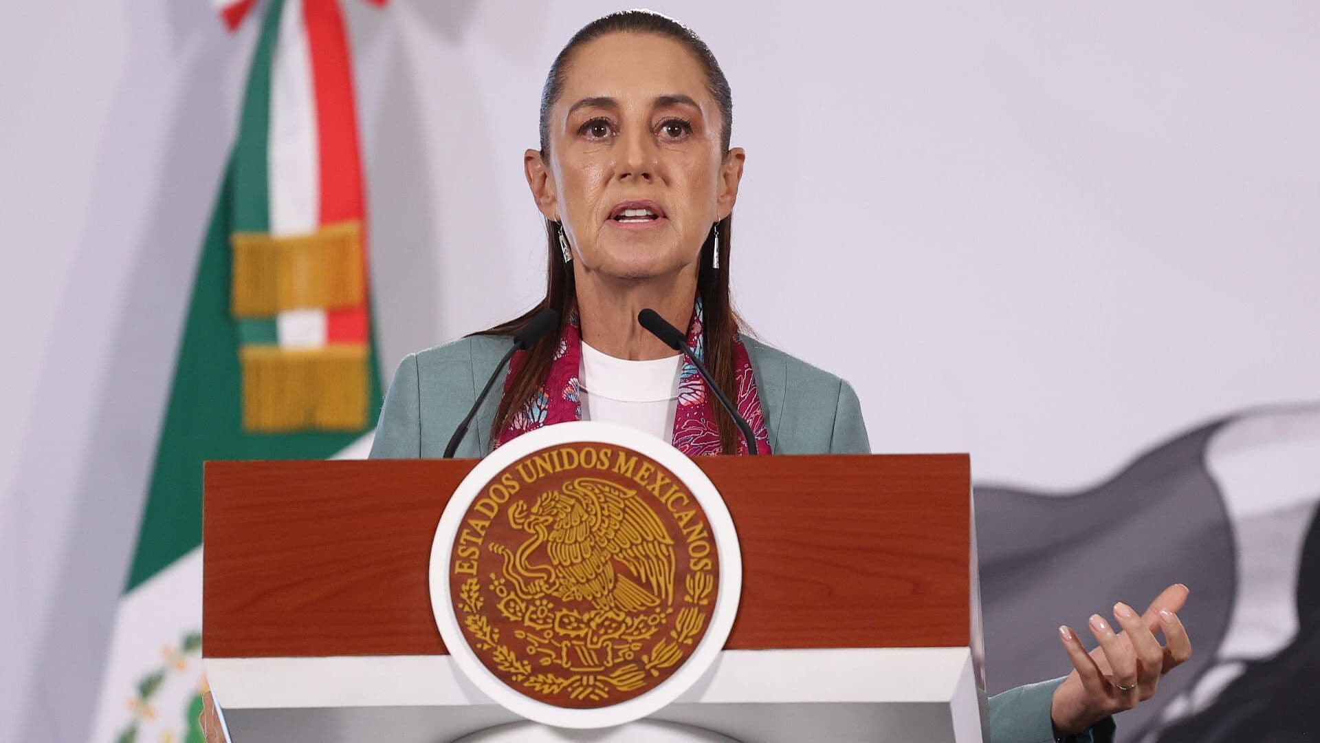 Presidenta Envía Mensaje a Venezuela Tras Sismos; Prepara Ayuda Humanitaria