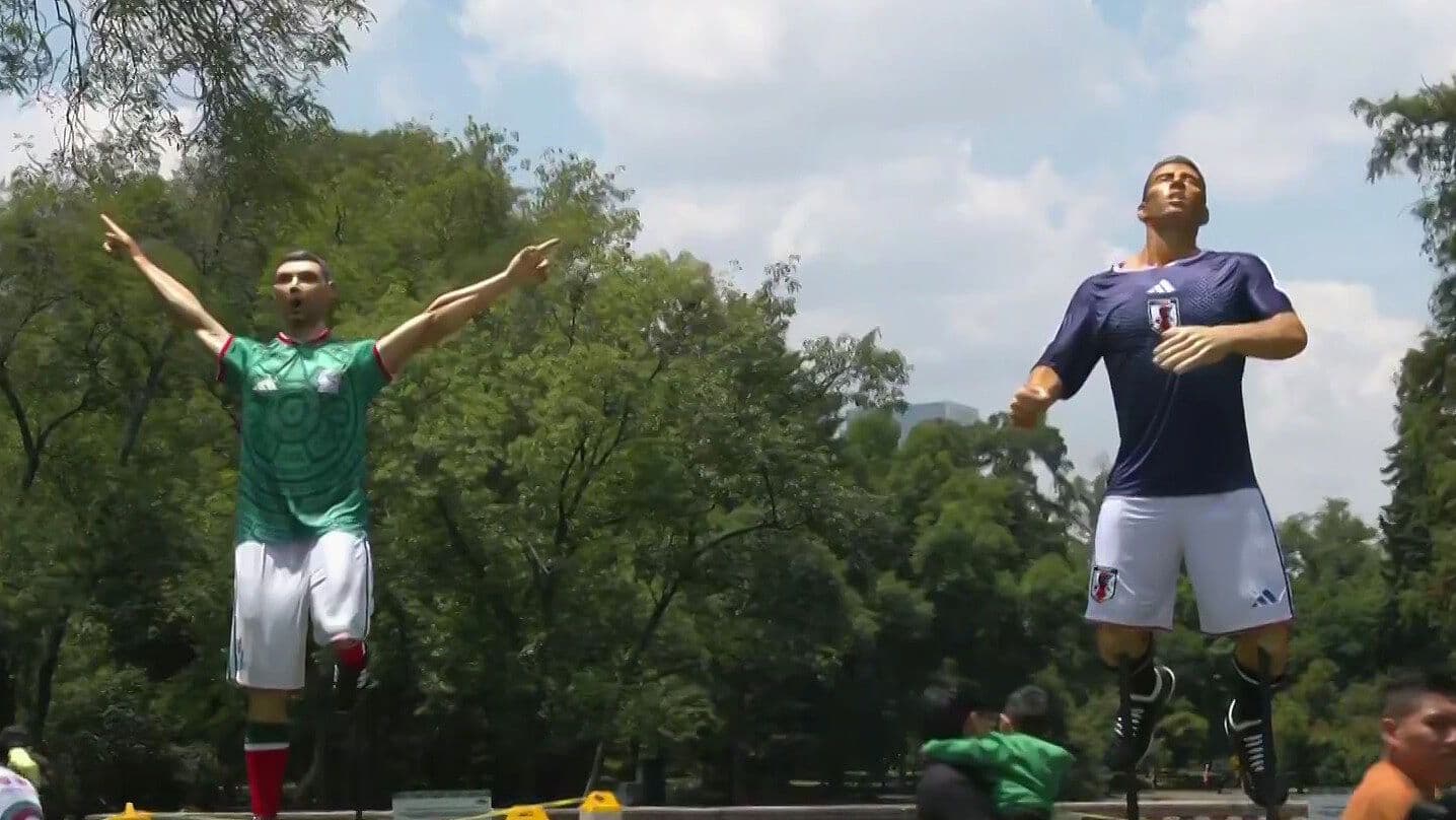 Regresan los Gigantes del Futbol al Bosque de Chapultepec tras ser Restaurados