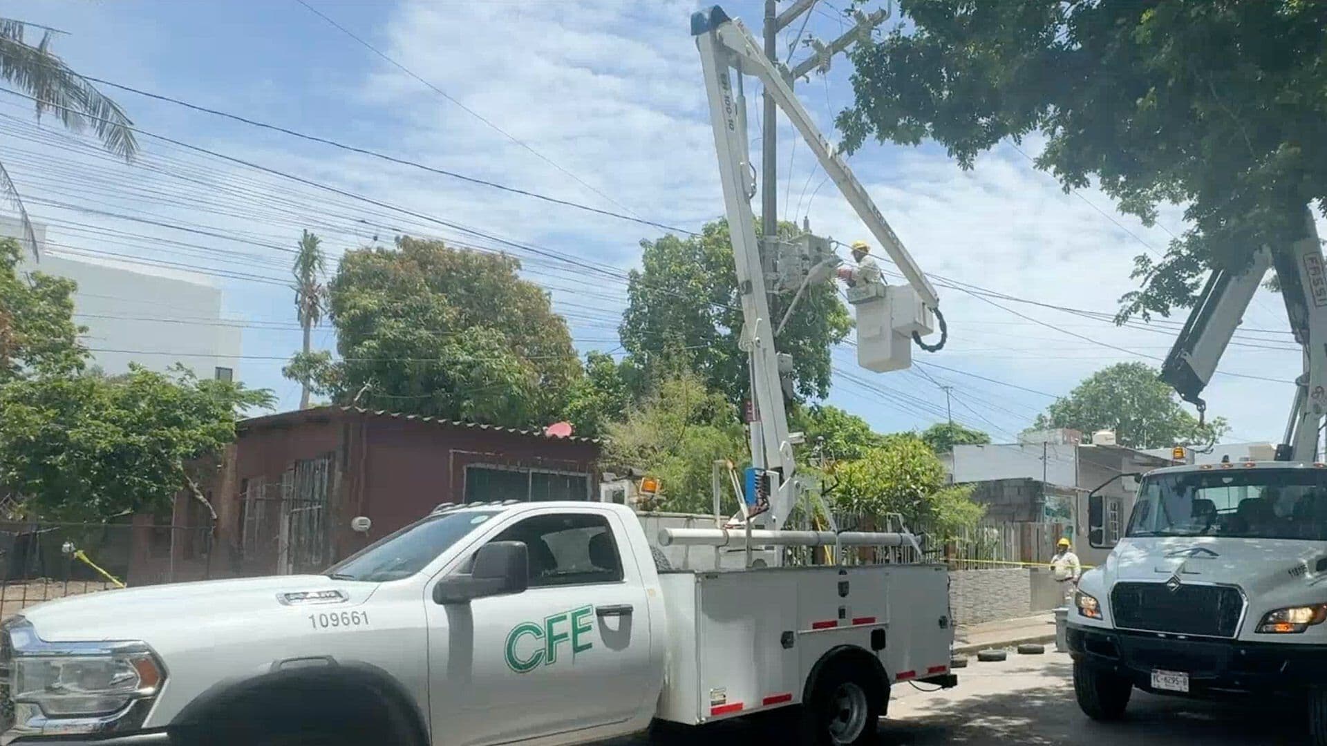 CFE Regresa Transformador a Escuela Luis Pasteur en Boca del Río