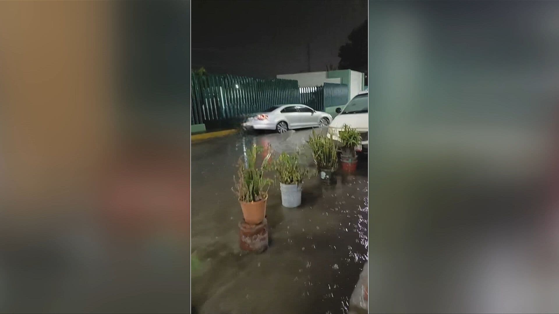 Fuertes Lluvias Dejan Graves Inundaciones Frente al Hospital General de Chalco, Edomex