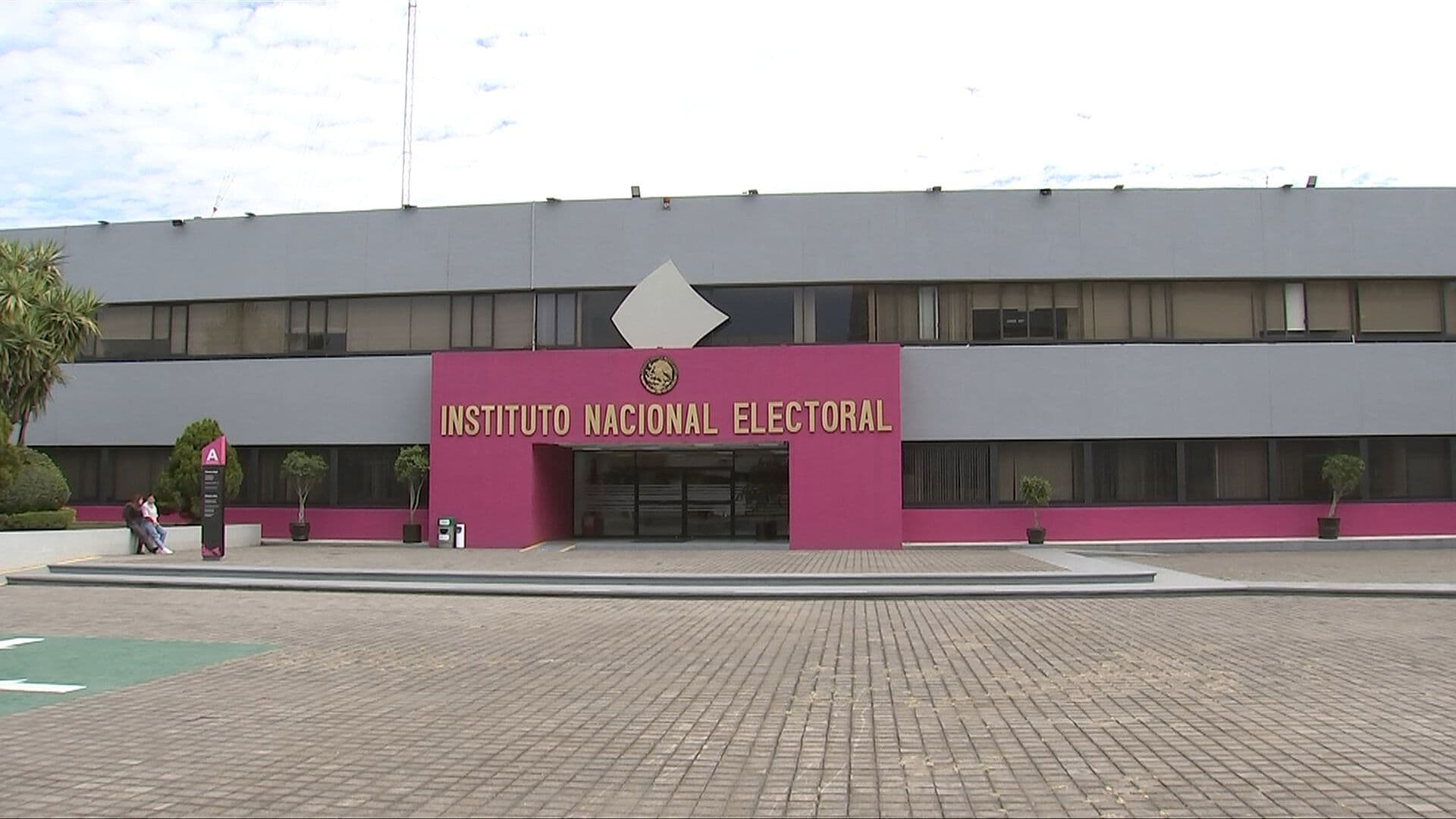 INE Avala Registro de 2 Nuevos Partidos para Comicios de 2027