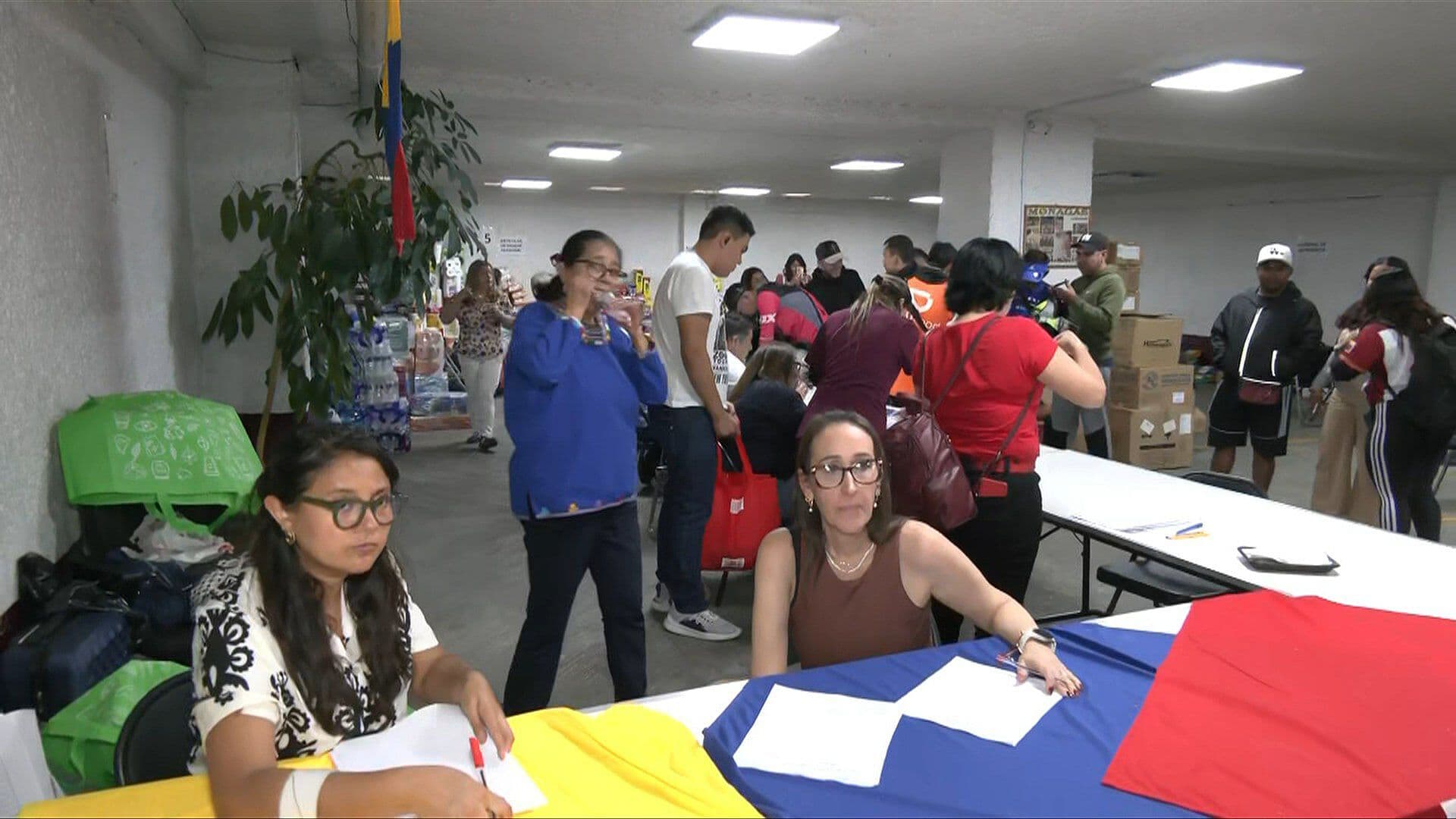 "Estamos Luchando por los Caídos": Venezolanos en México Envían Ayuda a sus Connacionales
