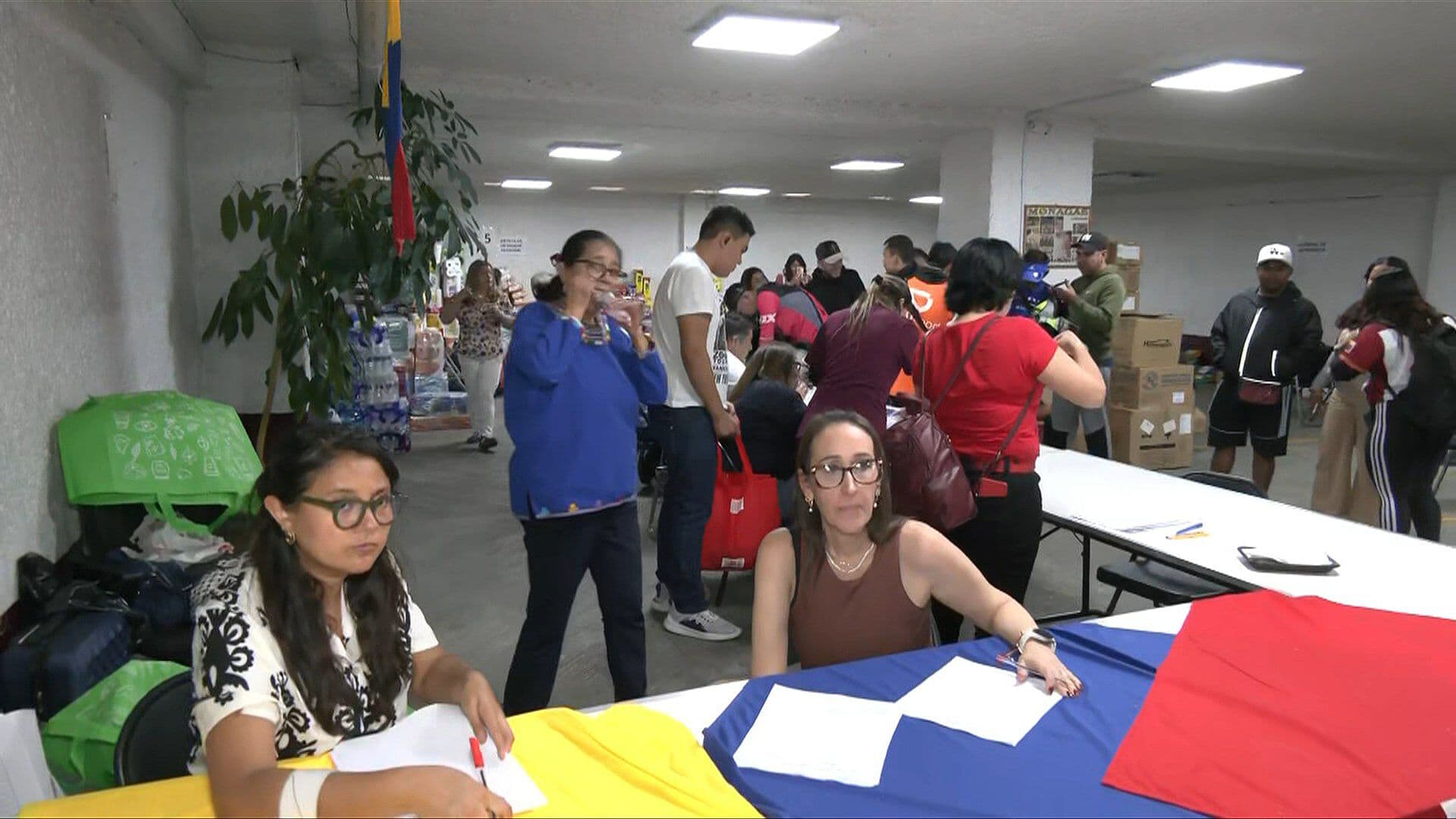 "Estamos Luchando por los Caídos": Venezolanos en México Envían Ayuda a sus Connacionales