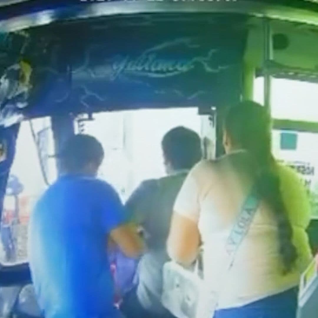 Chofer de Transporte Público Salvó a una Mujer