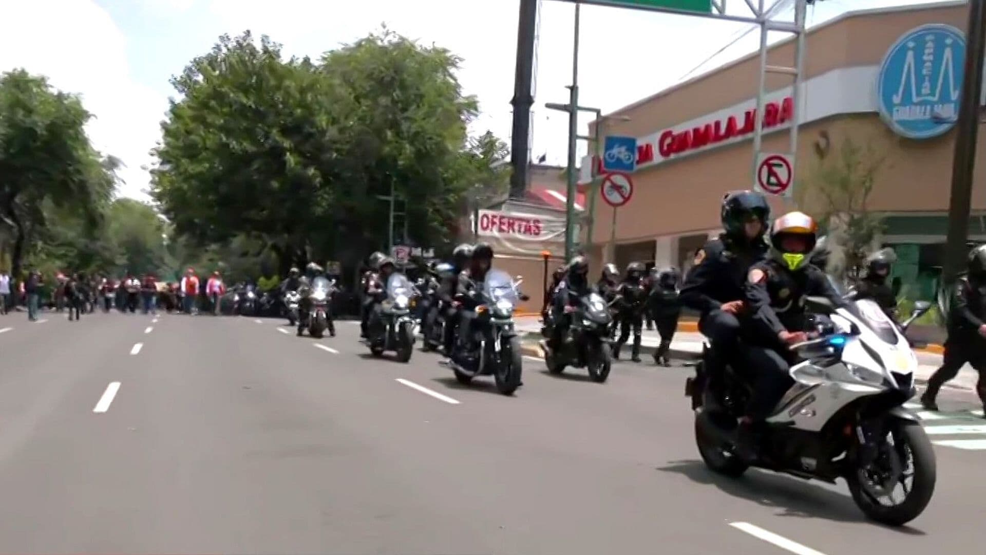 Marcha Avanza hacia Bucareli con Fuerte Operativo de Seguridad en CDMX