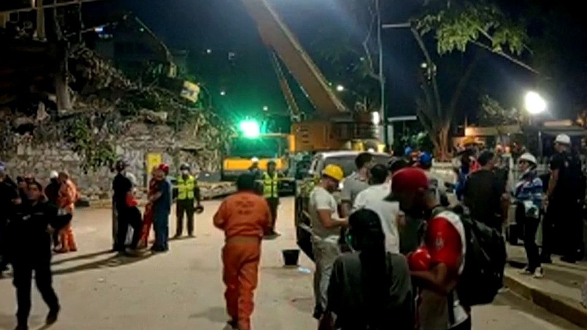 Así Opera el Centro de Acopio en la UCV que Opera 24 Horas Tras Sismos en Venezuela