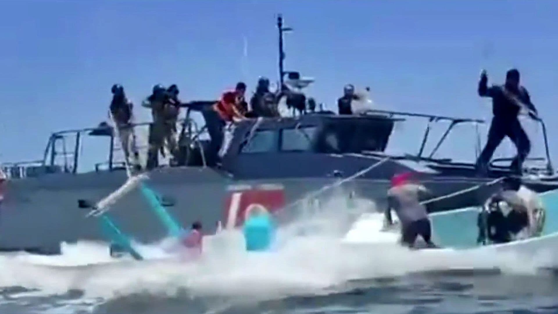 Yucatán: Marina Detiene a Tres Personas con Pepino de Mar y Producto en Veda