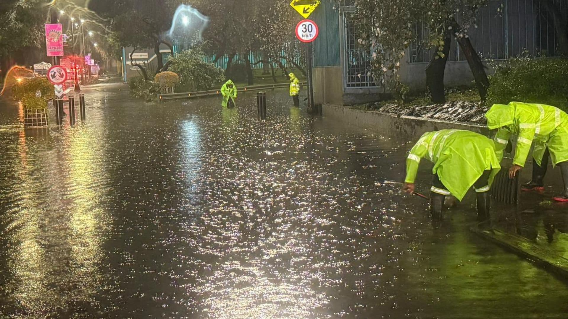 CDMX Amanace Inundata Hoy 29 de Junio Tras Intensas Lluvias