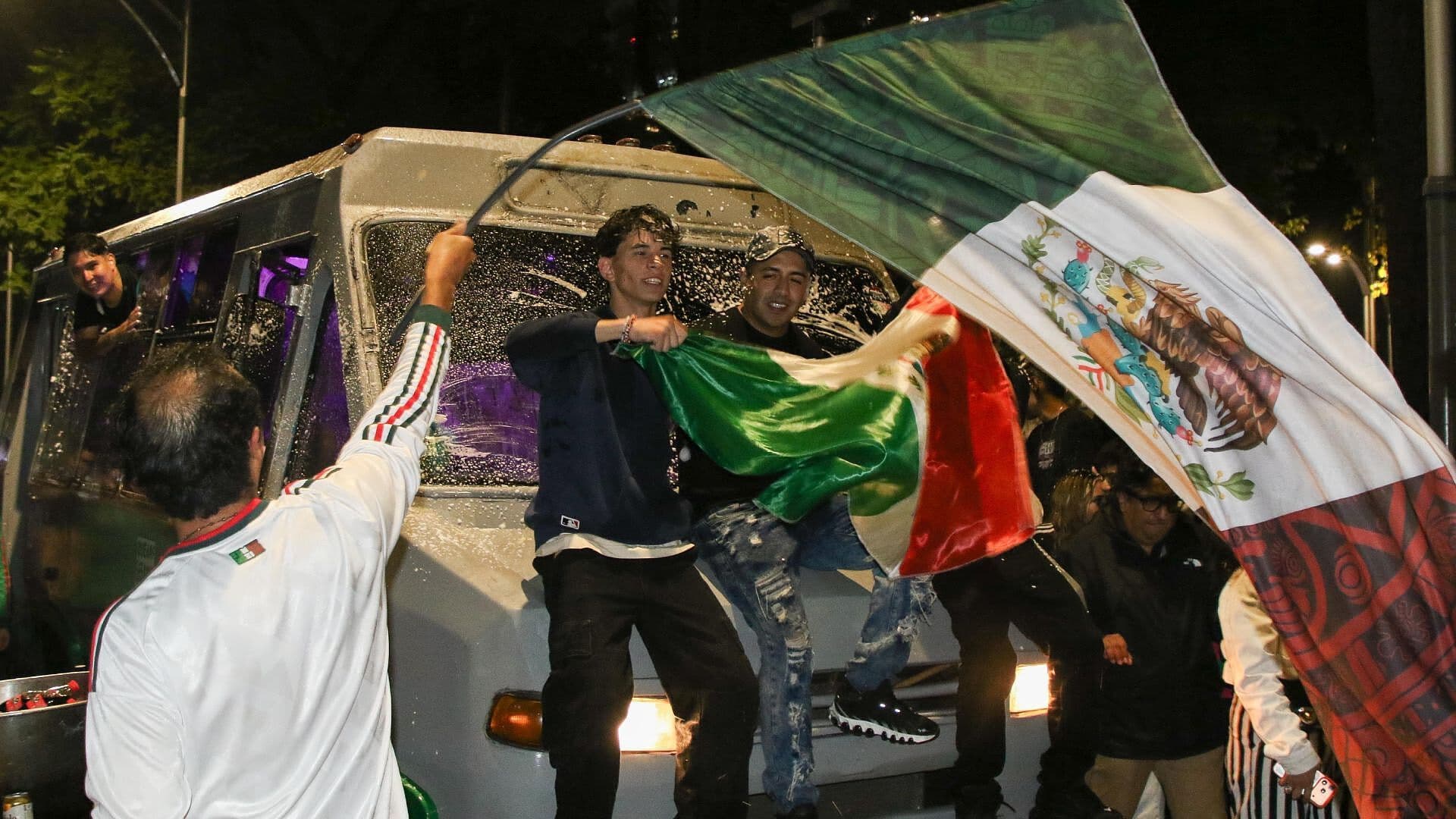 México vs Ecuador: Cierran Bucareli y Reforma por Instalación de Pantallas Gigantes