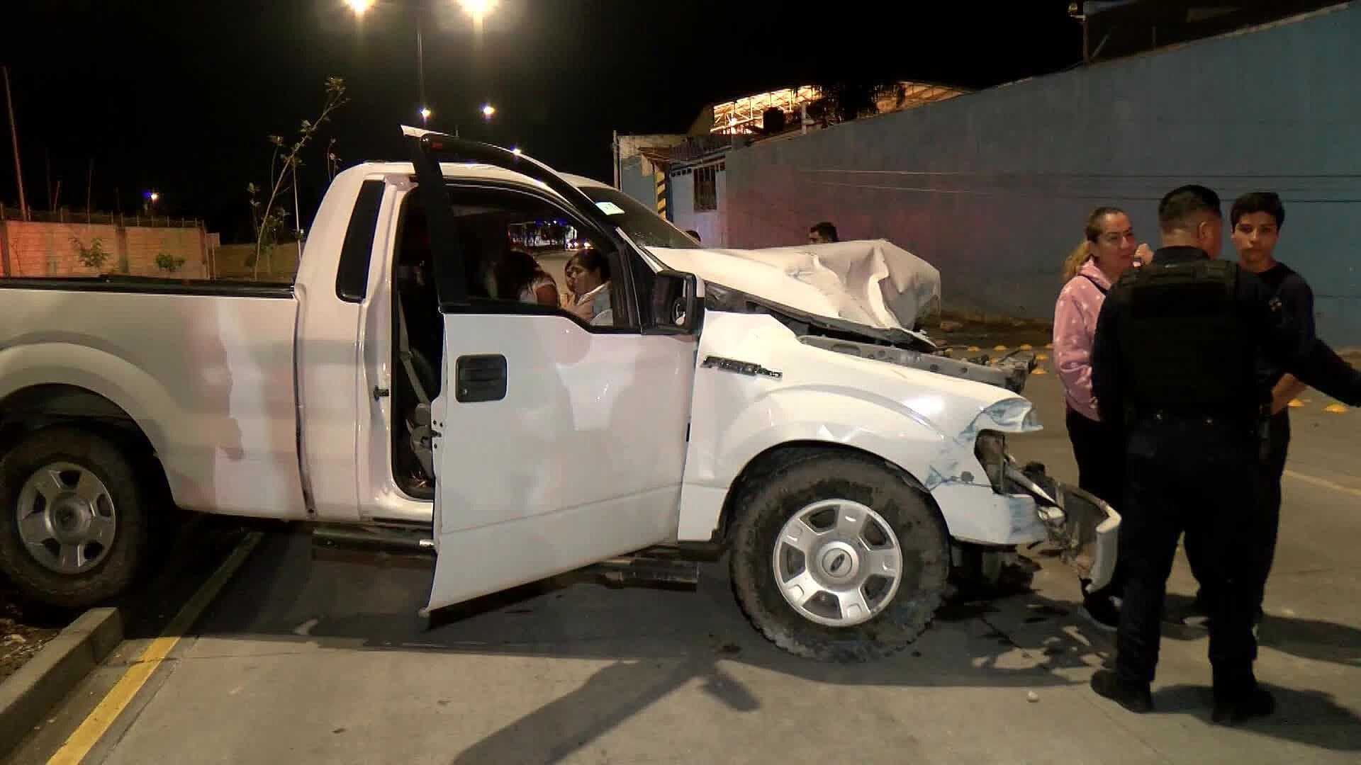 Mujer Alcoholizada Choca Contra Barda en Tlaquepaque