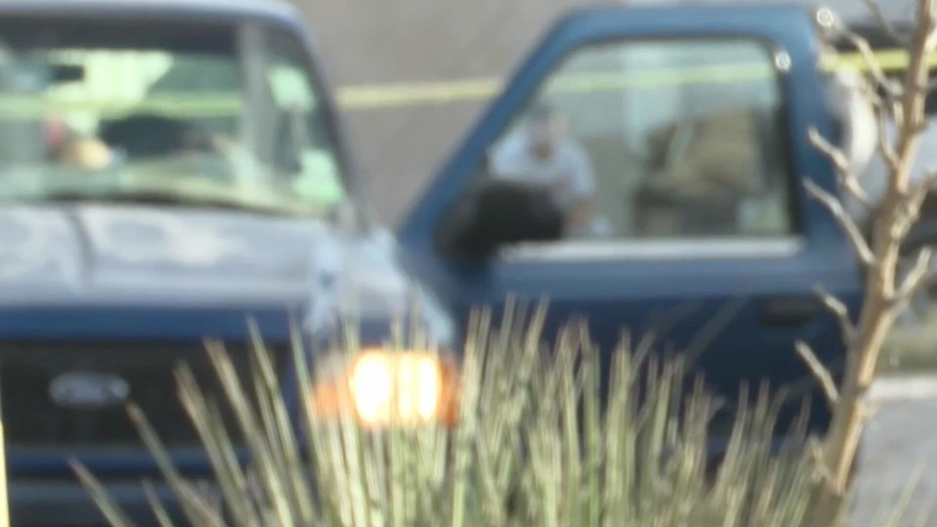 Localizan a Hombre Sin Vida Dentro de Camioneta en Ciudad Juárez